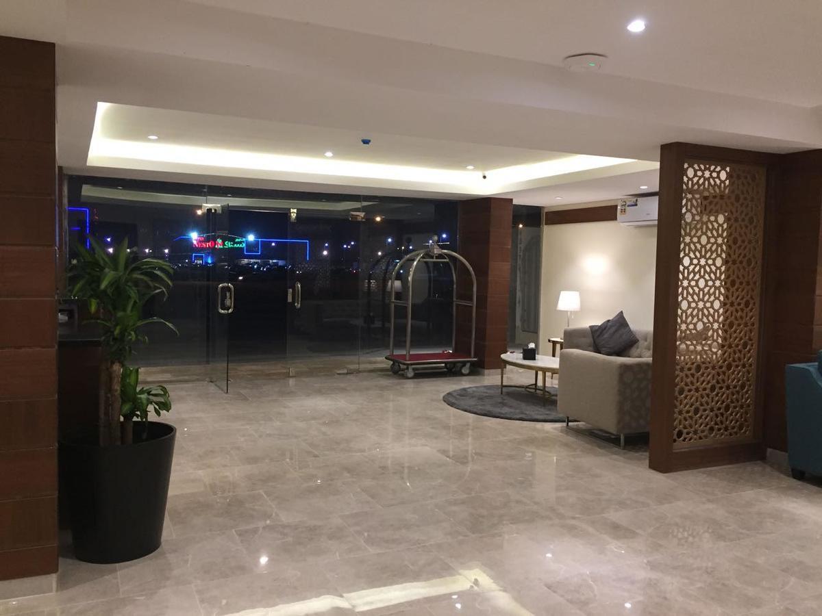 阿可贺巴Asfar Plaza公寓式酒店 外观 照片