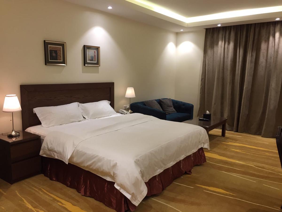 阿可贺巴Asfar Plaza公寓式酒店 外观 照片