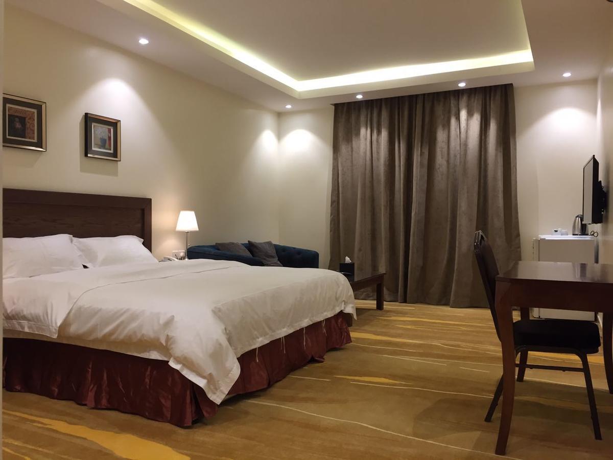 阿可贺巴Asfar Plaza公寓式酒店 外观 照片