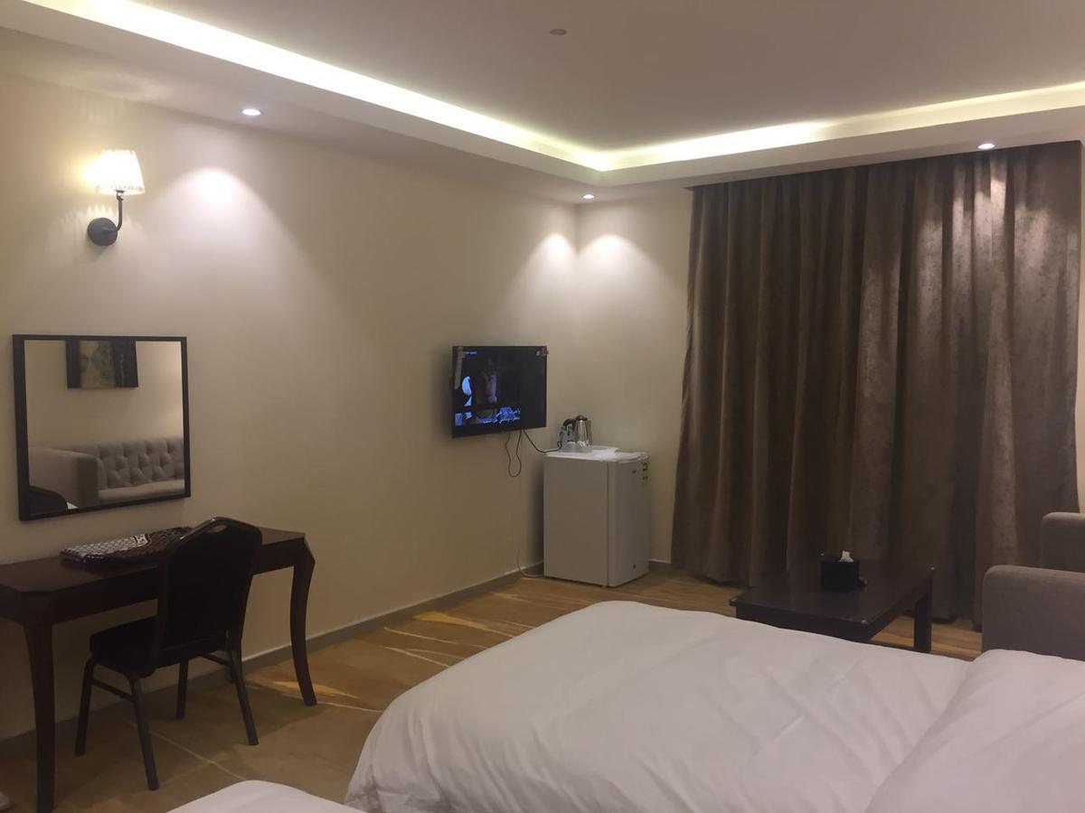 阿可贺巴Asfar Plaza公寓式酒店 外观 照片